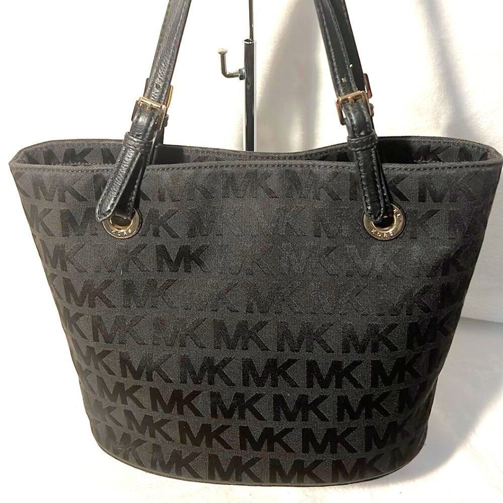 Michael Kors Signature MK Tote - Medium Size - EUC - Picture 3 of 13